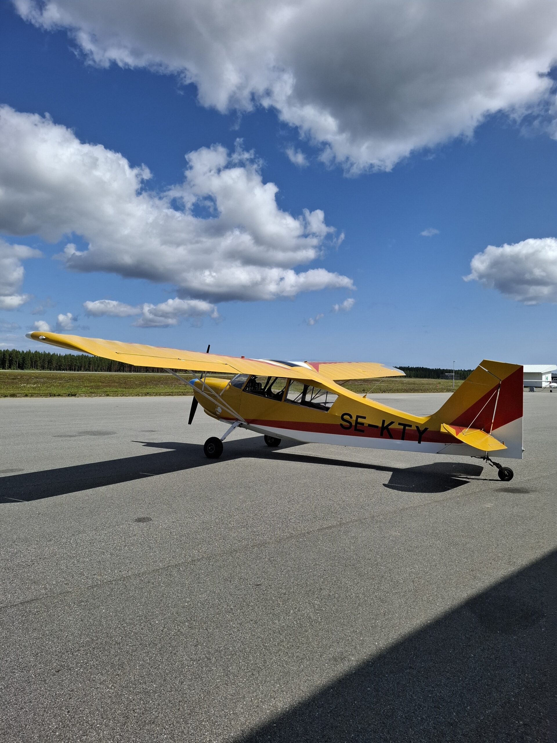 A-UPRT and aroebatic airplane Green Flight Academy
